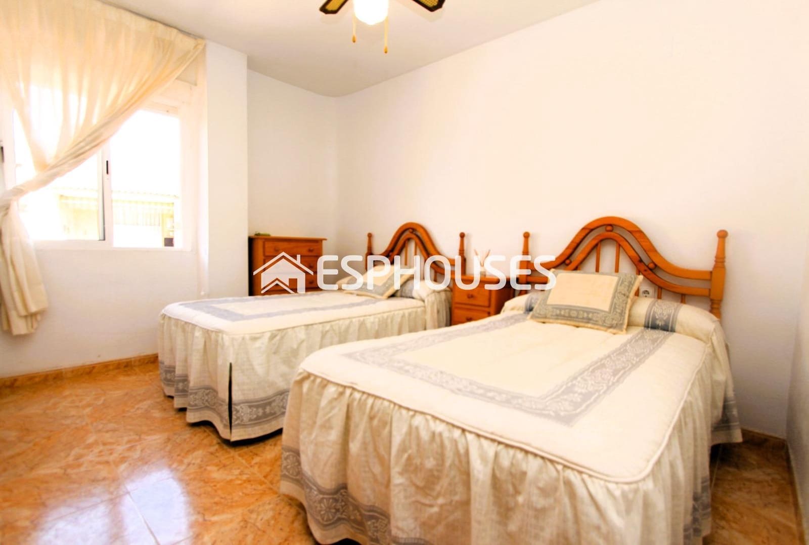 3 Zimmer Apartment zu verkaufen in Guardamar del Segura mit Pool Garage - 269.000 € (Ref: 9445376)