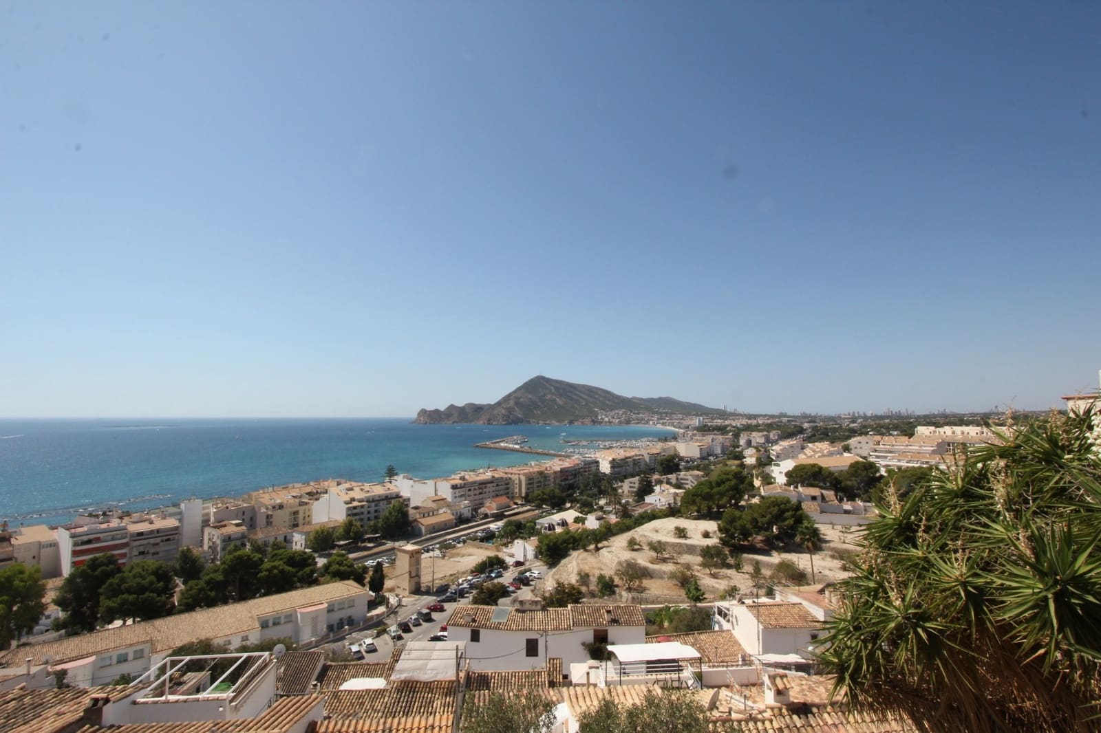 4 bedroom Villa for sale in Altea with pool garage - € 1,921,000 (Ref: 9445381)