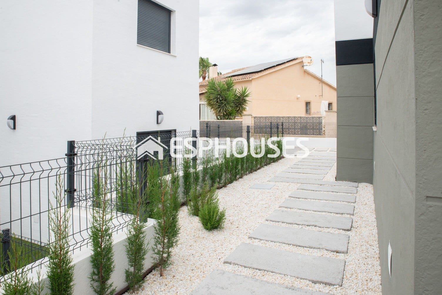 3 quarto Moradia para venda em Busot com piscina - 409 000 € (Ref: 9445394)