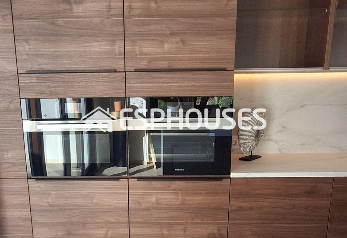 5 sovrum Villa till salu i Alfaz del Pi / L'Alfas del Pi med pool - 2 250 000 € (Ref: 9445395)