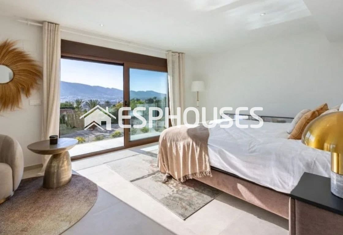 5 Zimmer Villa zu verkaufen in Alfaz del Pi / L'Alfas del Pi mit Pool - 2.250.000 € (Ref: 9445395)
