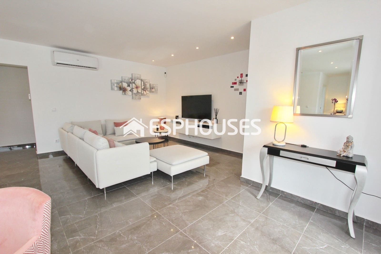 3 sovrum Villa till salu i Busot med pool - 499 000 € (Ref: 9445397)
