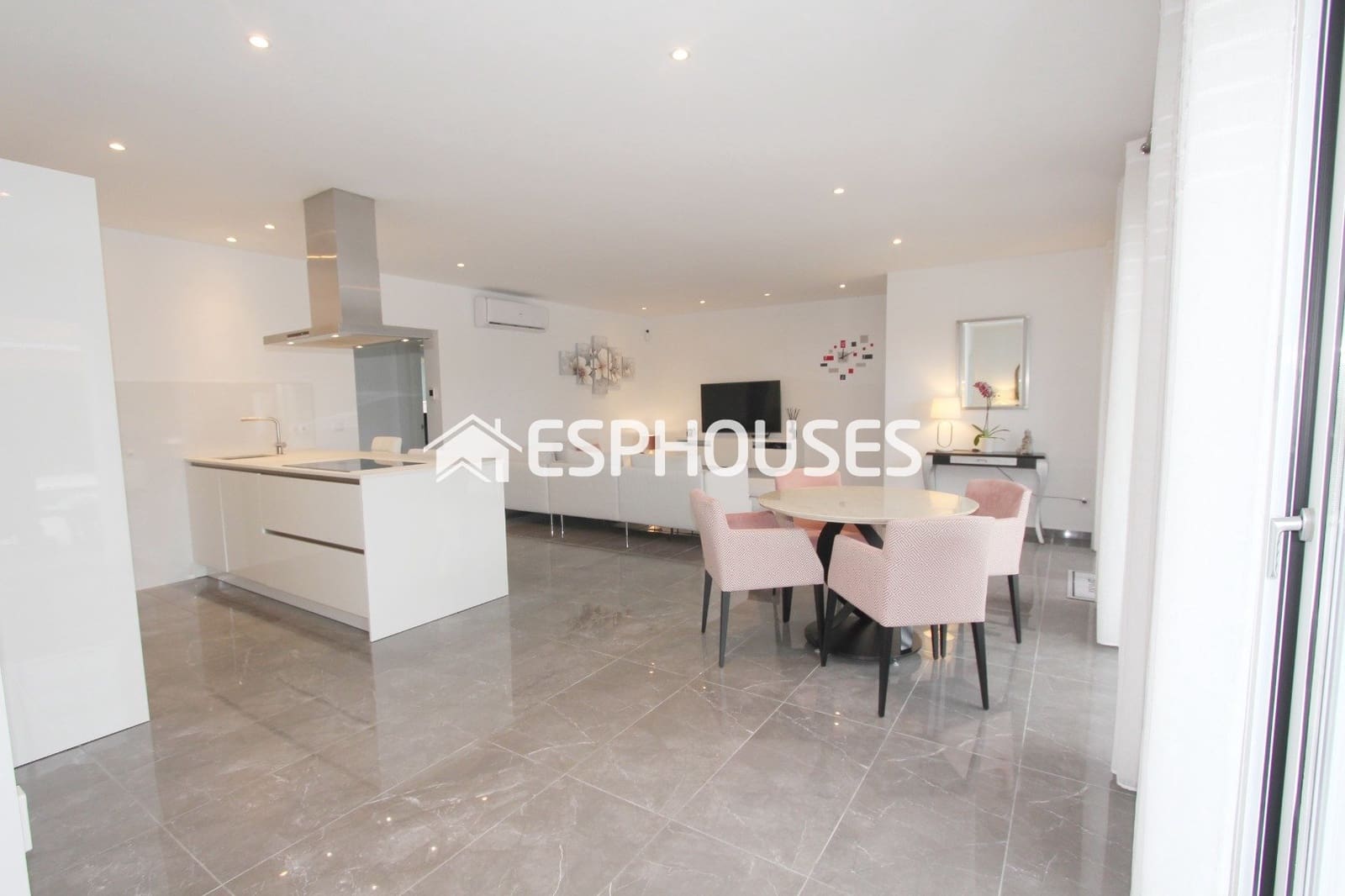 3 sovrum Villa till salu i Busot med pool - 499 000 € (Ref: 9445397)