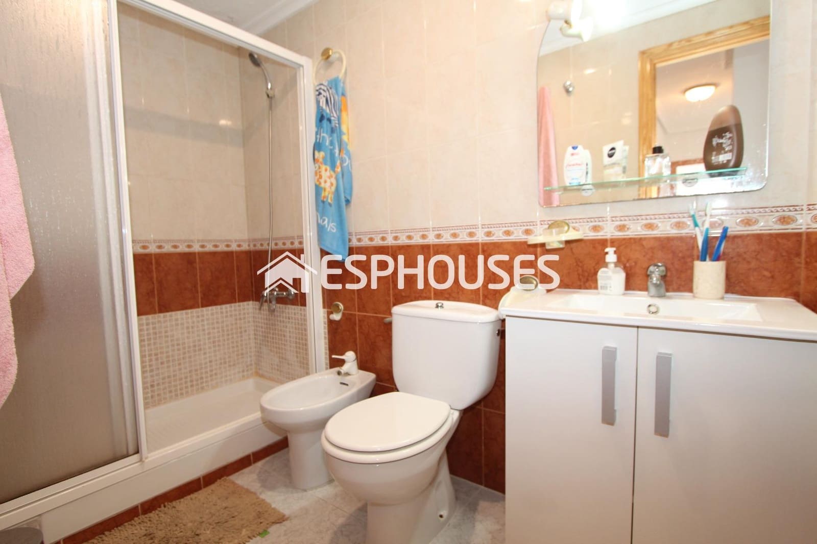 2 sovrum Lägenhet till salu i Guardamar del Segura med pool garage - 188 000 € (Ref: 9445400)