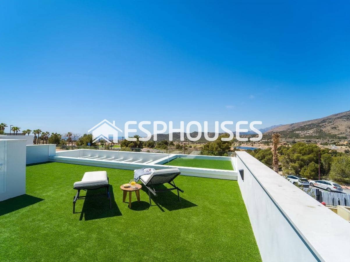 3 bedroom Villa for sale in Finestrat with pool garage - € 640,000 (Ref: 9445404)