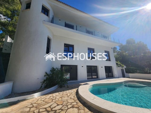 Chalet de 5 habitaciones en Altea en venta con garaje - 980.000 € (Ref: 9462545)