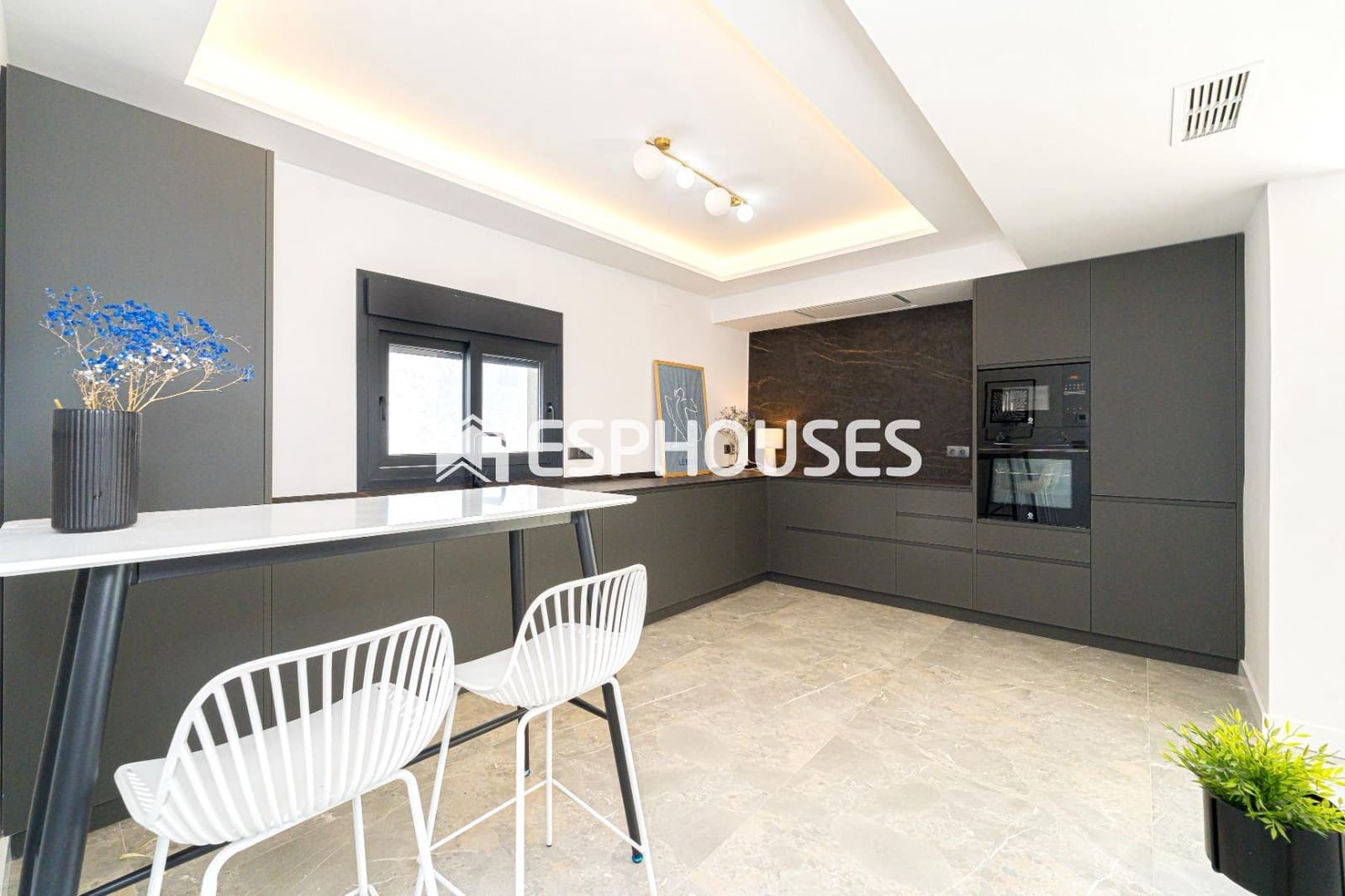 Chalet de 5 habitaciones en Altea en venta con garaje - 980.000 € (Ref: 9462545)