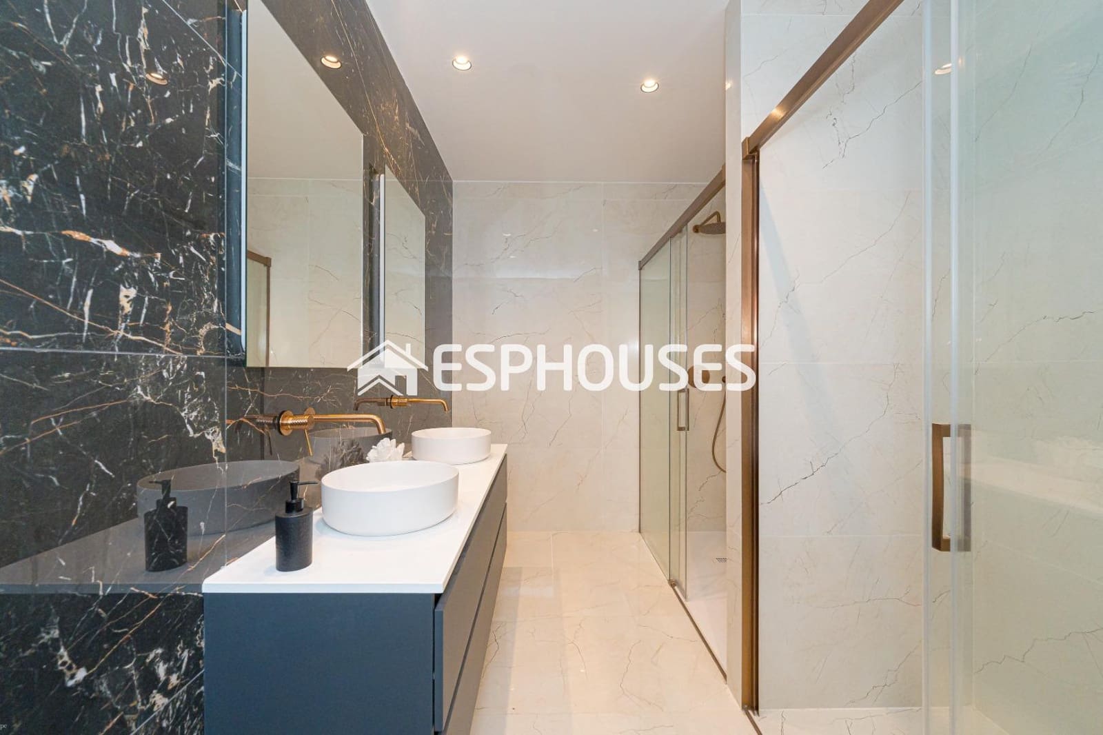 Chalet de 5 habitaciones en Altea en venta con garaje - 980.000 € (Ref: 9462545)