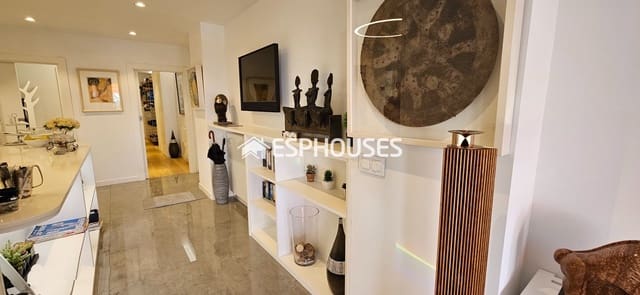 3 soveværelse Lejlighed til salg i Ensanche - Diputacion, Alicante by - € 1.095.000 (Ref: 9469891)
