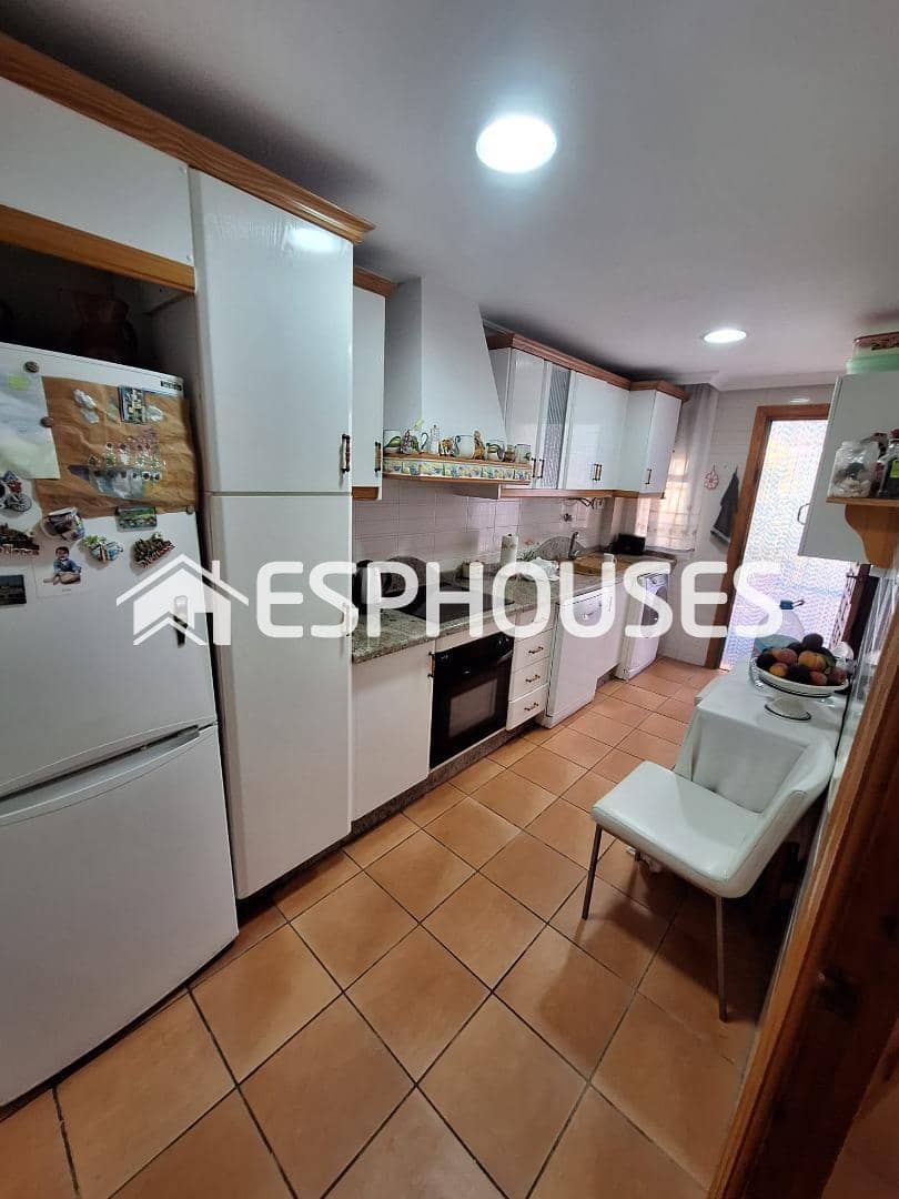 3 chambre Appartement à vendre à Torrevieja avec garage - 215 000 € (Ref: 9508971)