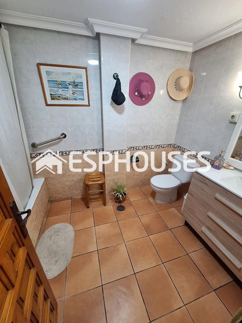 3 chambre Appartement à vendre à Torrevieja avec garage - 215 000 € (Ref: 9508971)