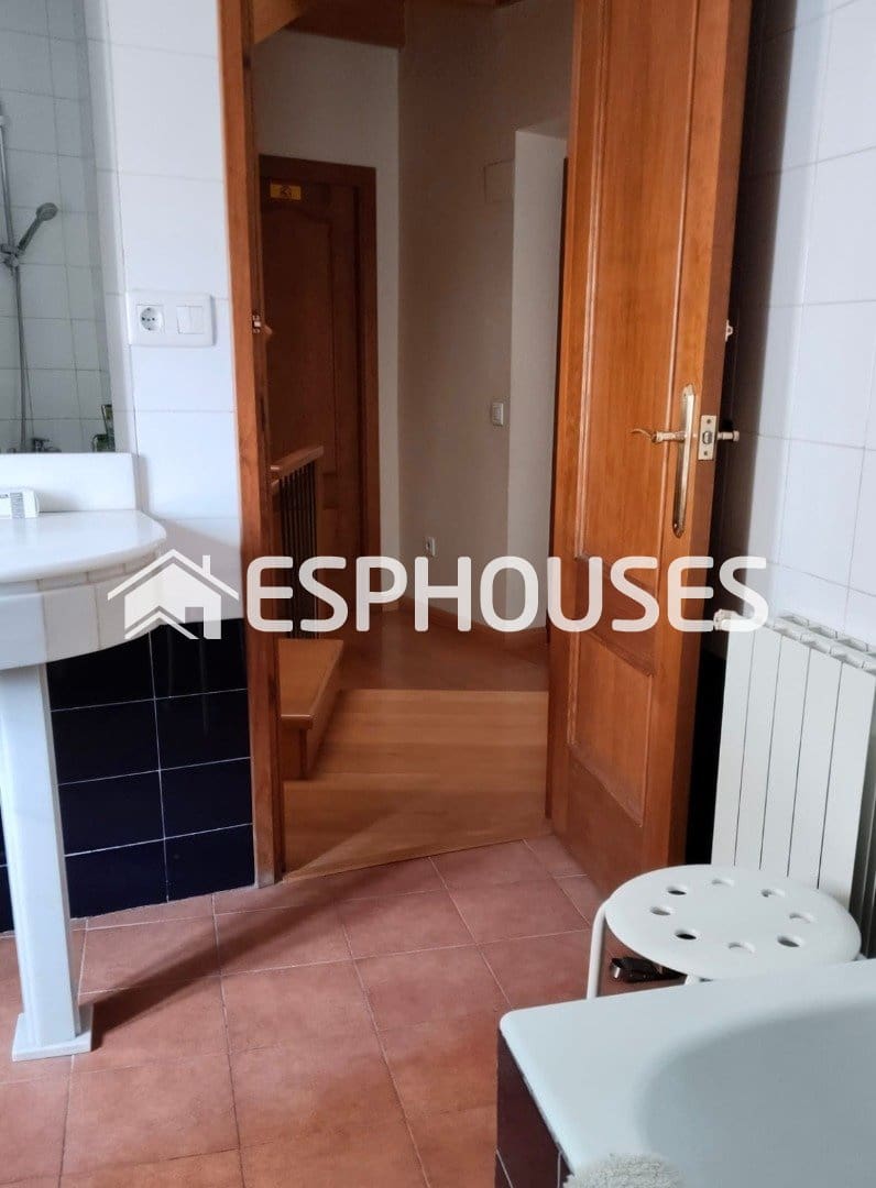 3 soveværelse Byhus til salg i Biar med garage - € 375.000 (Ref: 9527937)