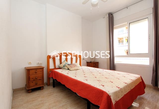 2 chambre Appartement à vendre à Zona Pueblo, Guardamar del Segura avec piscine - 140 000 € (Ref: 9534359)