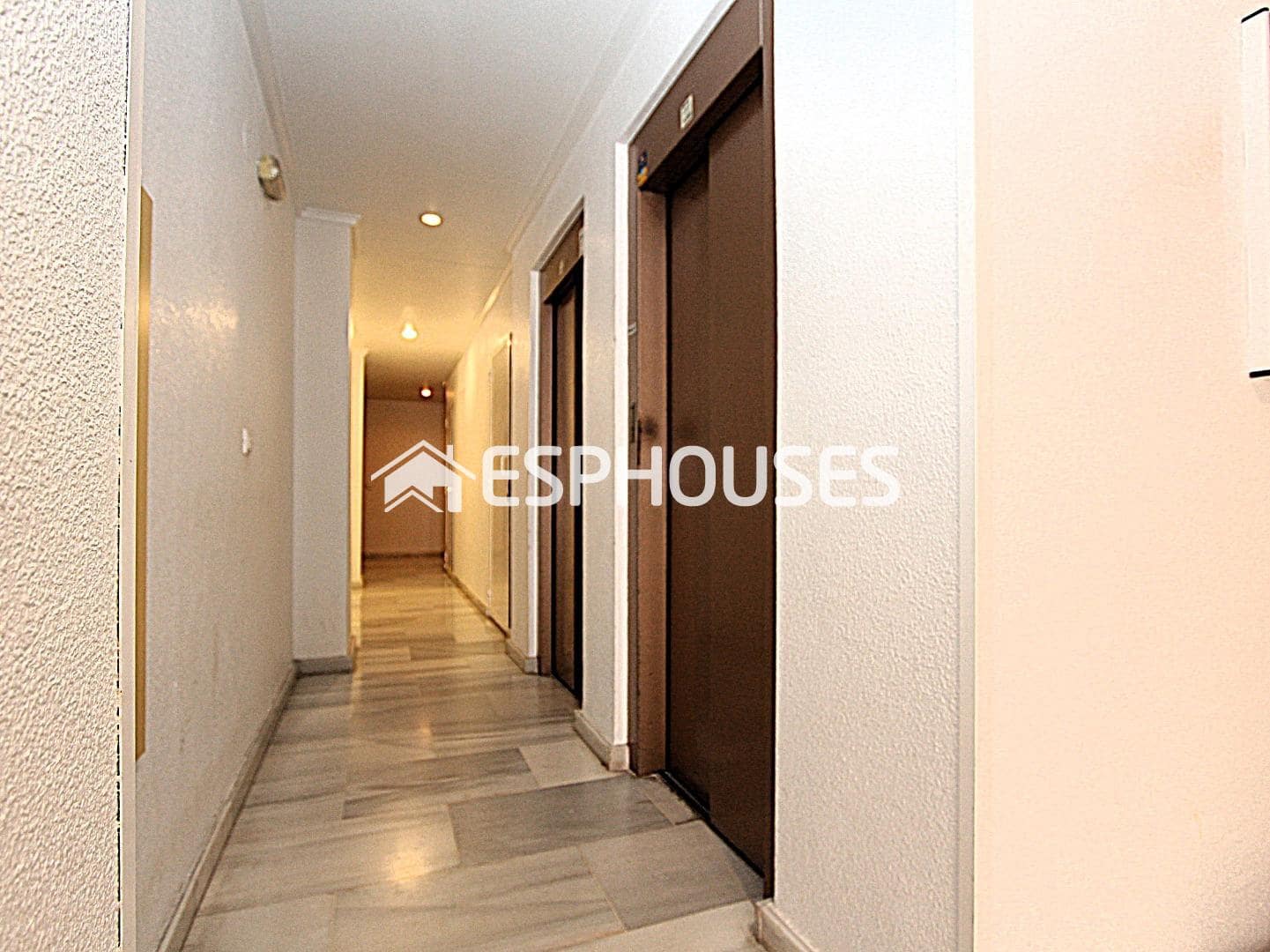 2 chambre Appartement à vendre à Guardamar del Segura avec piscine - 140 000 € (Ref: 9534359)