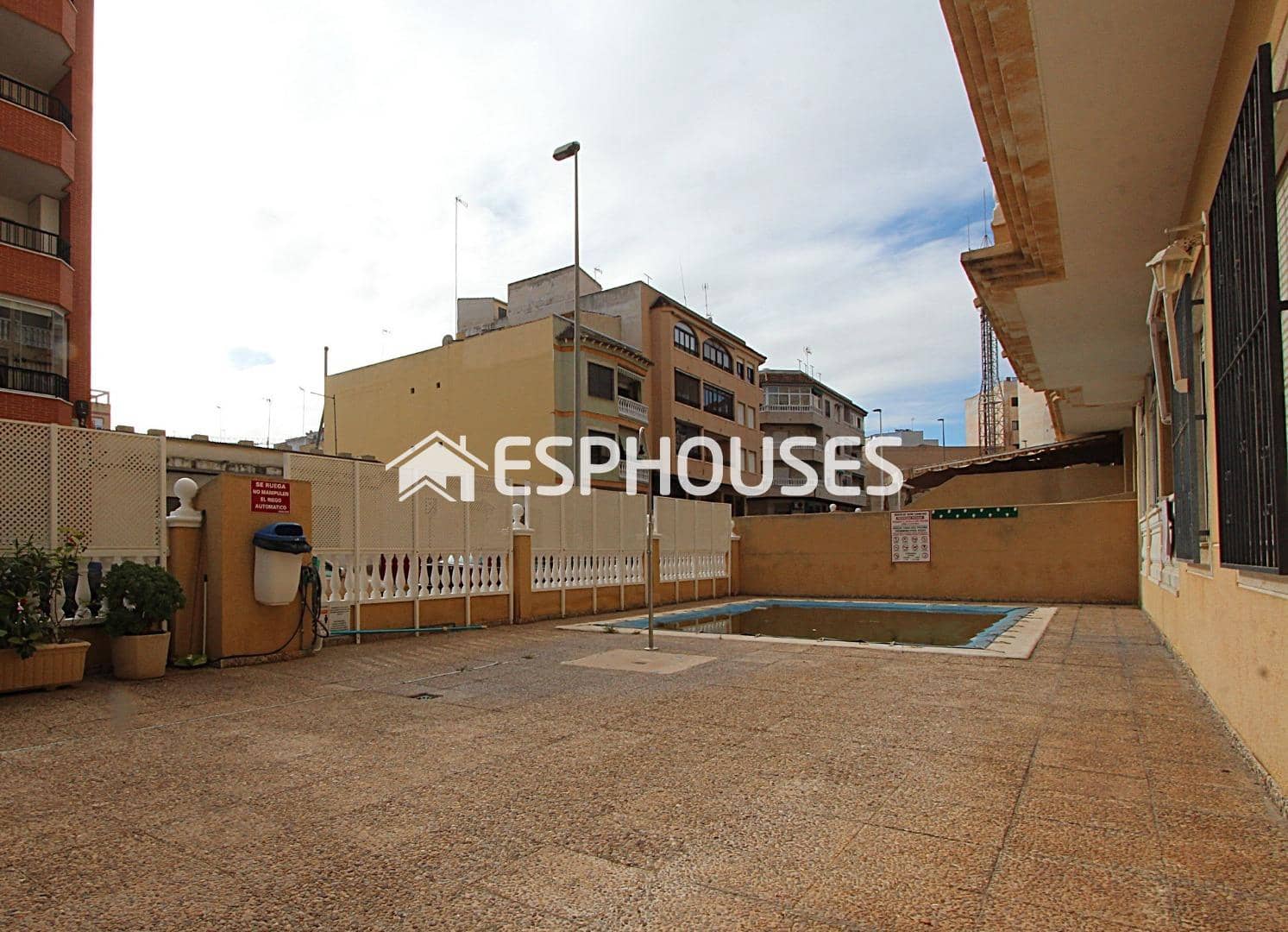 2 chambre Appartement à vendre à Guardamar del Segura avec piscine - 140 000 € (Ref: 9534359)