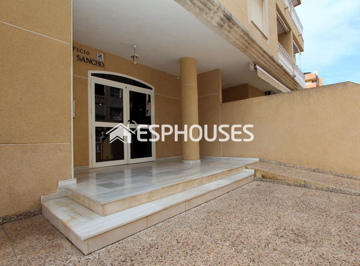2 chambre Appartement à vendre à Guardamar del Segura avec piscine - 140 000 € (Ref: 9534359)