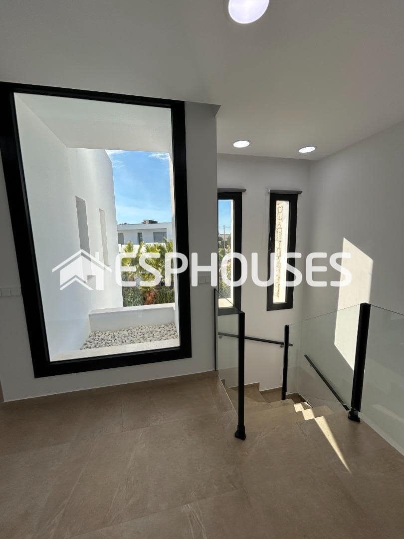 3 sovrum Villa till salu i Benissa med pool garage - 1 175 000 € (Ref: 9543903)