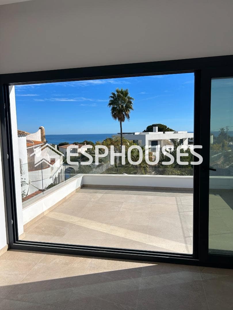 3 sovrum Villa till salu i Benissa med pool garage - 1 175 000 € (Ref: 9543903)