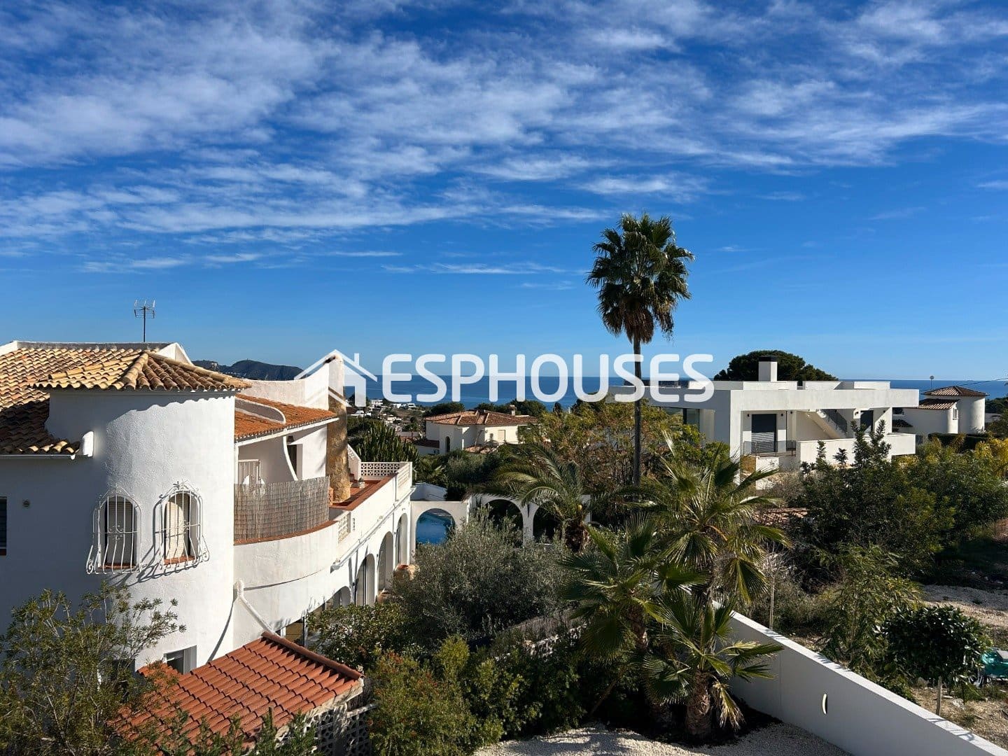 3 bedroom Villa for sale in Benissa with pool garage - € 1,175,000 (Ref: 9543903)