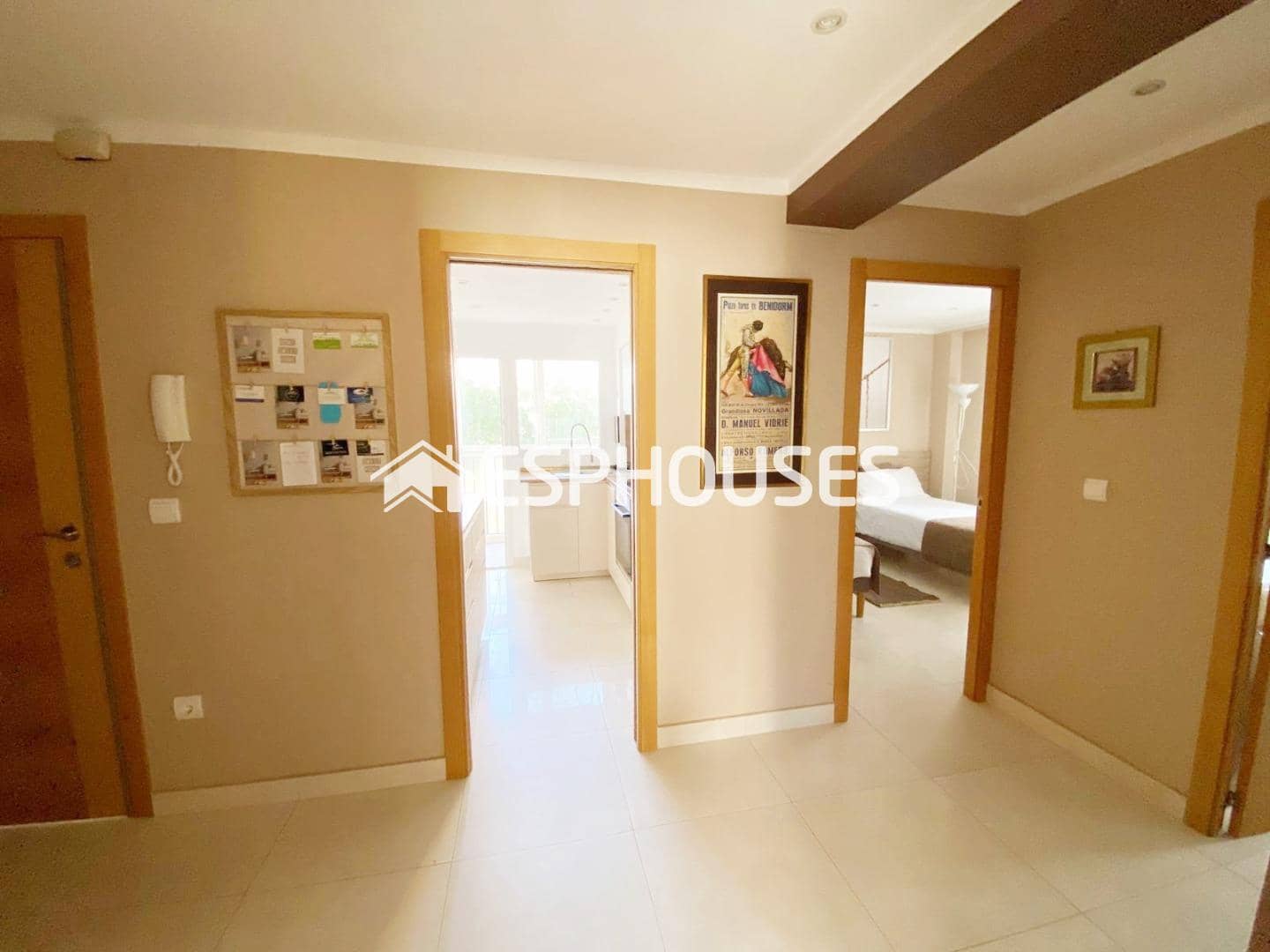 2 soveværelse Lejlighed til salg i Benidorm med swimmingpool - € 285.000 (Ref: 9543904)