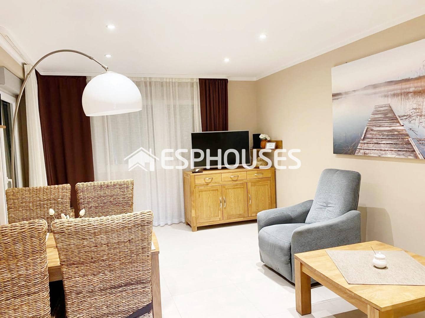 2 soveværelse Lejlighed til salg i Benidorm med swimmingpool - € 285.000 (Ref: 9543904)