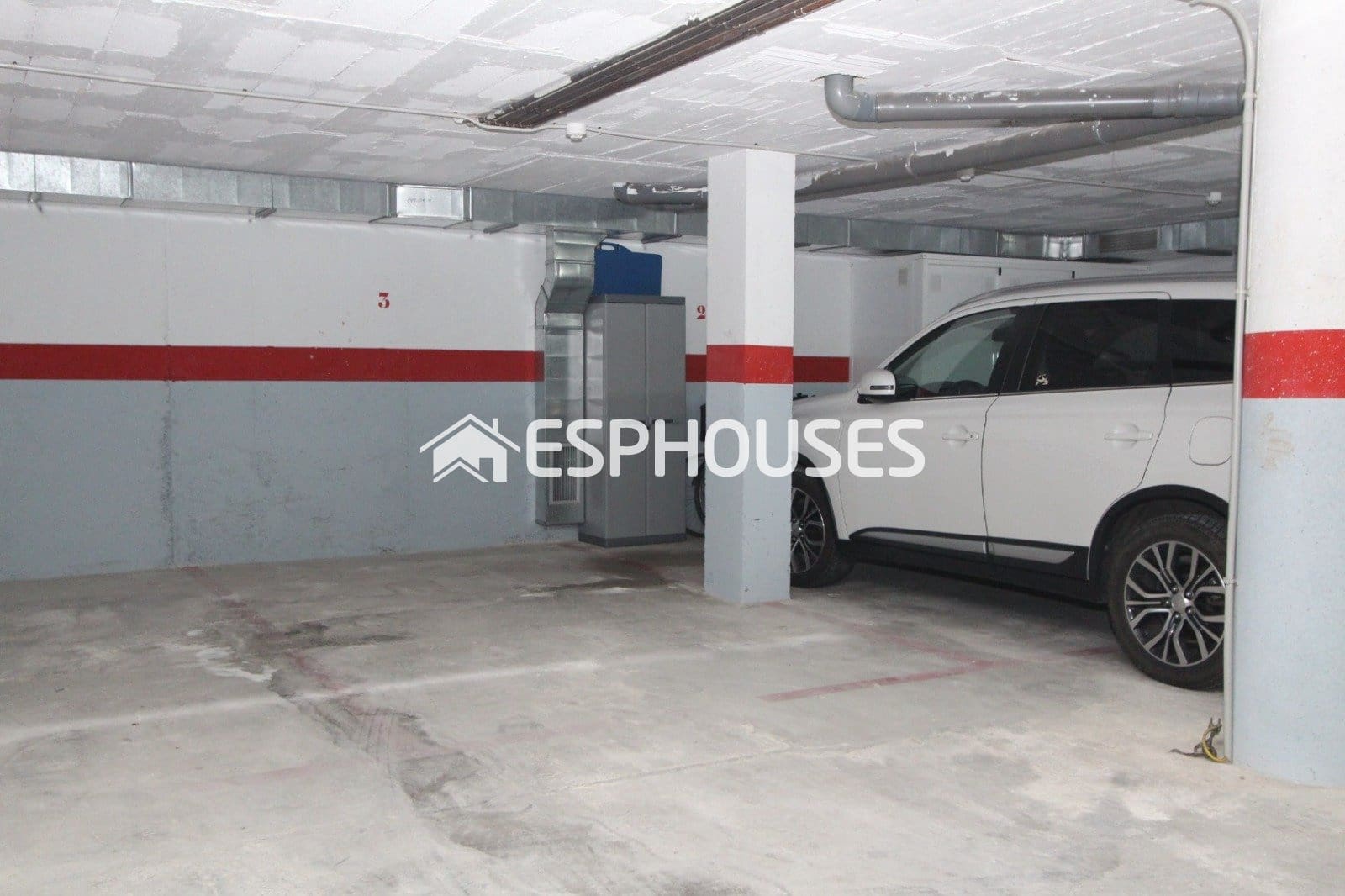 Garage for sale in Guardamar del Segura - € 7,000 (Ref: 9562152)
