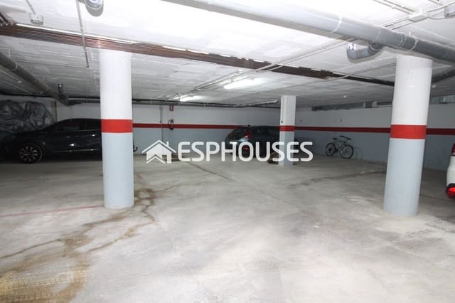 Garage for sale in Zona Pueblo, Guardamar del Segura - € 7,000 (Ref: 9562152)