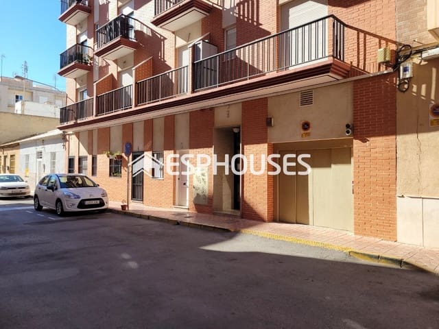 Garage for sale in Zona Pueblo, Guardamar del Segura - € 7,000 (Ref: 9562152)