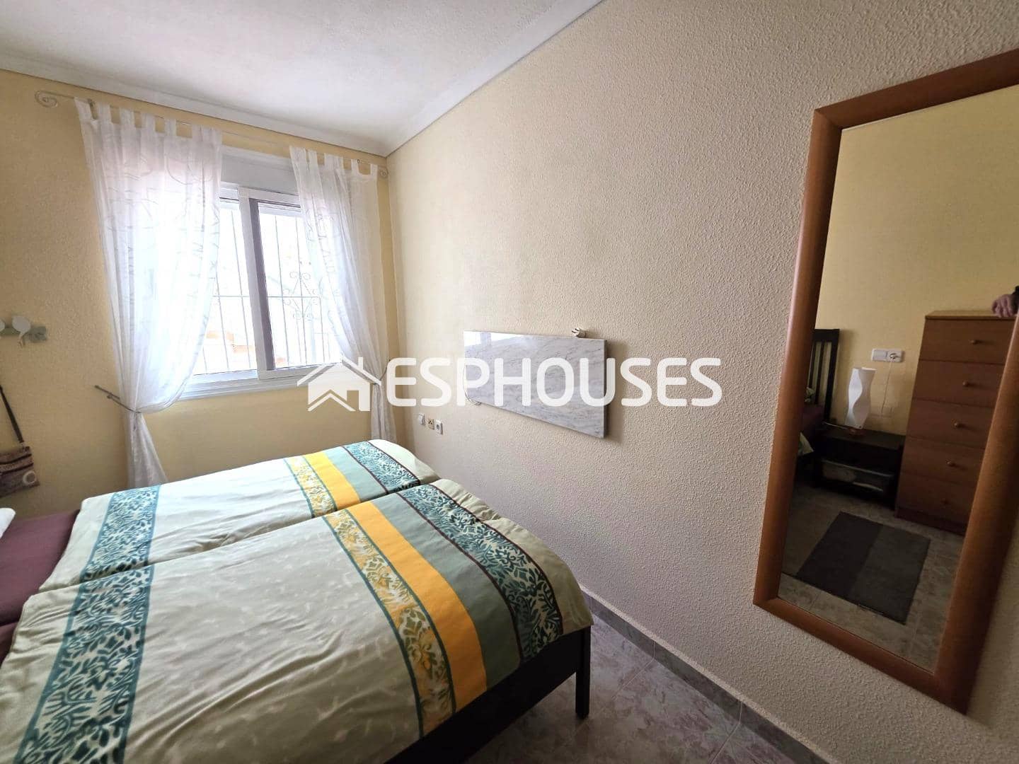 2 camera da letto Bungalow in vendita in Guardamar del Segura con piscina garage - 225.000 € (Rif: 9571425)