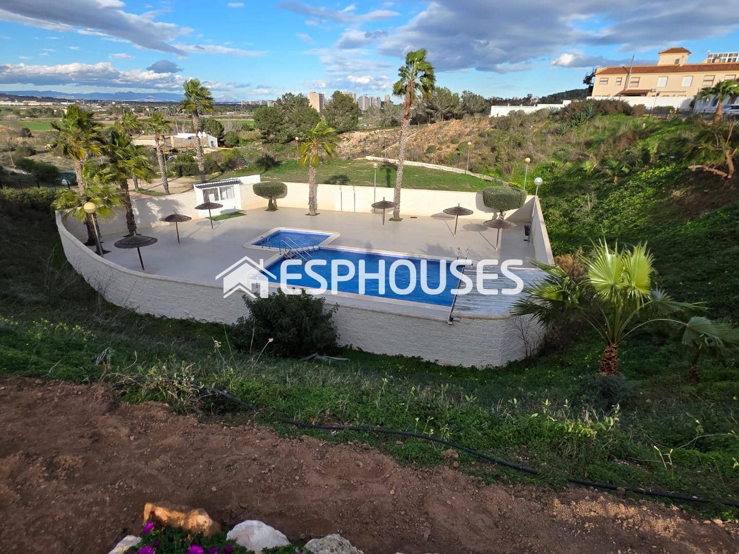 2 camera da letto Bungalow in vendita in Guardamar del Segura con piscina garage - 225.000 € (Rif: 9571425)