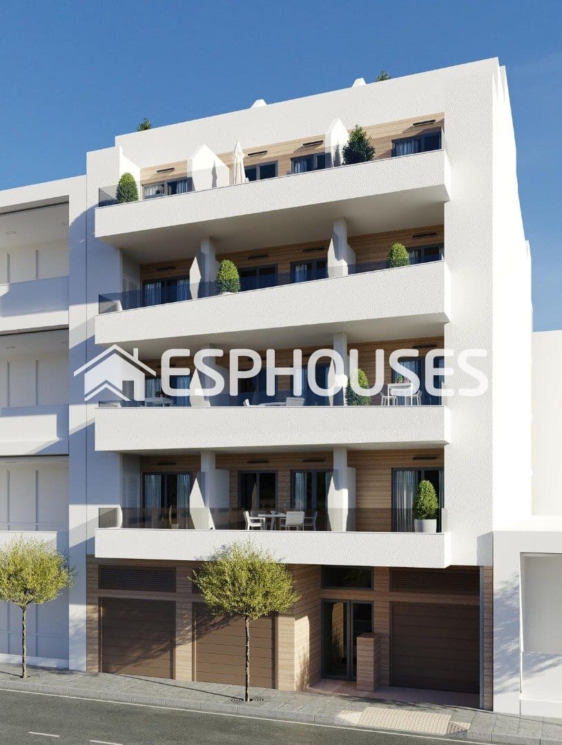 3 soverom Penthouse til salgs i Torrevieja med svømmebasseng - € 359 000 (Ref: 9571431)