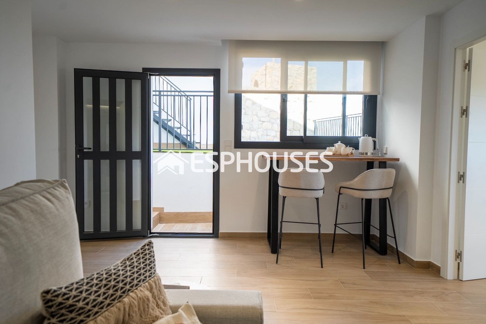 6 slaapkamer Villa te koop in Algorfa met zwembad garage - € 965.000 (Ref: 9576835)