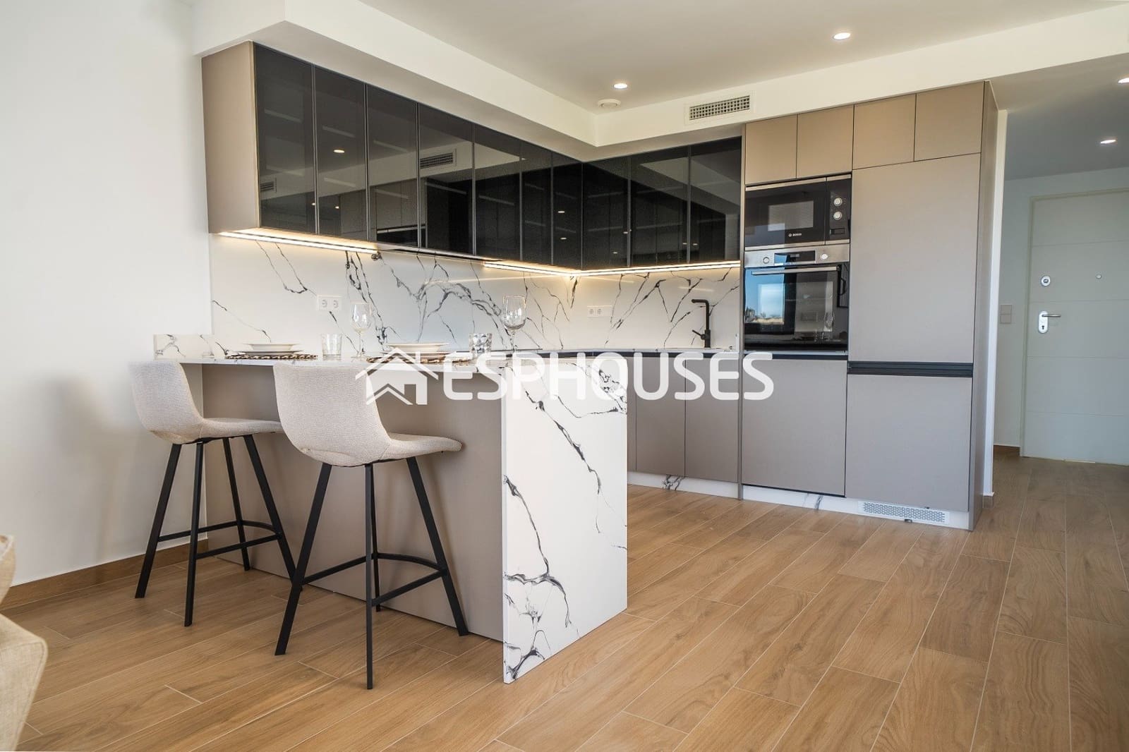 6 slaapkamer Villa te koop in Algorfa met zwembad garage - € 965.000 (Ref: 9576835)