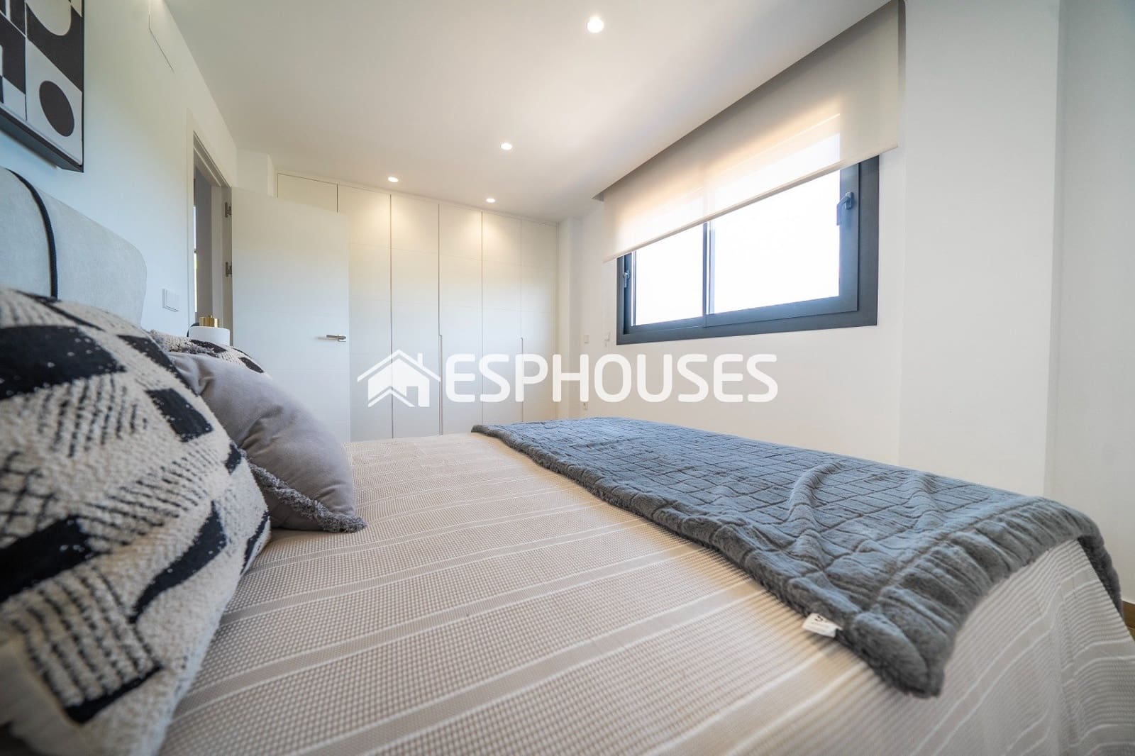 6 slaapkamer Villa te koop in Algorfa met zwembad garage - € 965.000 (Ref: 9576835)
