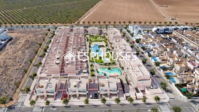 3 sovrum Lägenhet till salu i Pueblo Latino, Pilar de la Horadada med pool garage - 399 900 € (Ref: 9588443)