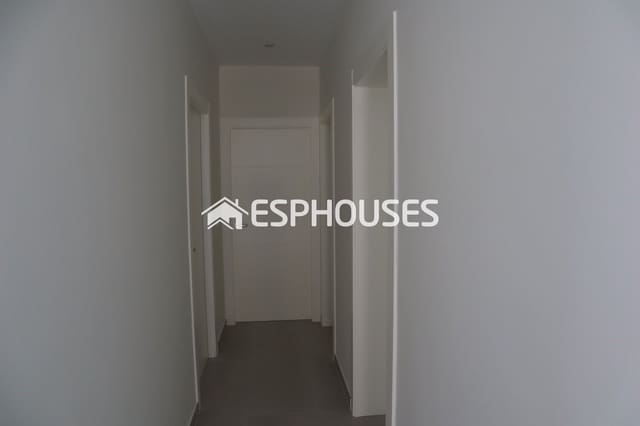 Chalet de 3 habitaciones en La Romana en venta con piscina - 345.000 € (Ref: 9611778)