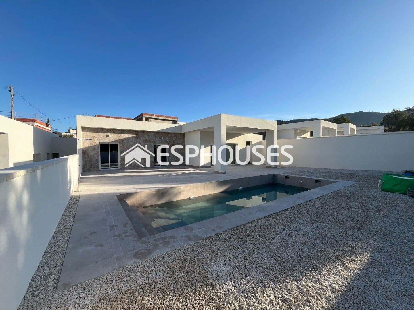 3 soverom Villa til salgs i La Romana med svømmebasseng - € 345 000 (Ref: 9611778)