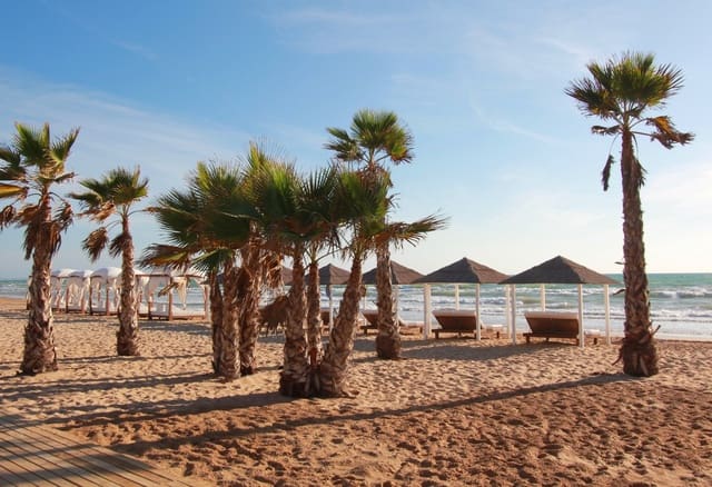 2 chambre Appartement à vendre à Puerto Deportivo, Guardamar del Segura avec piscine - 264 000 € (Ref: 9611783)