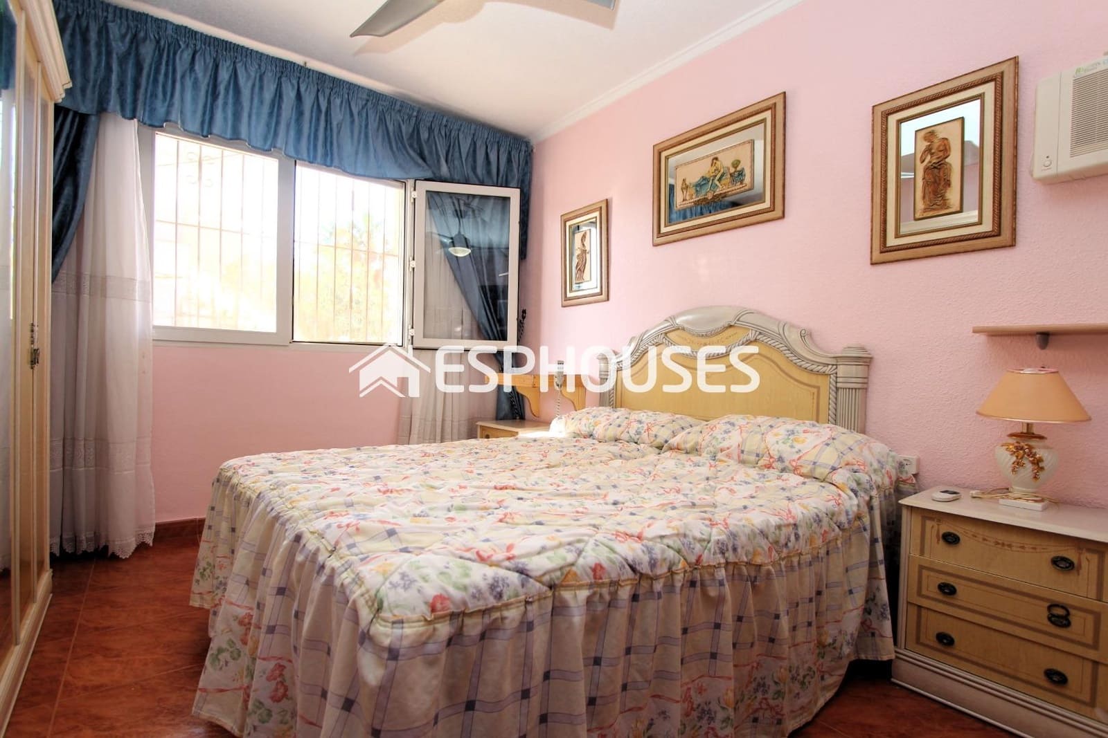 3 bedroom Apartment for sale in Guardamar del Segura with pool - € 140,000 (Ref: 9611794)