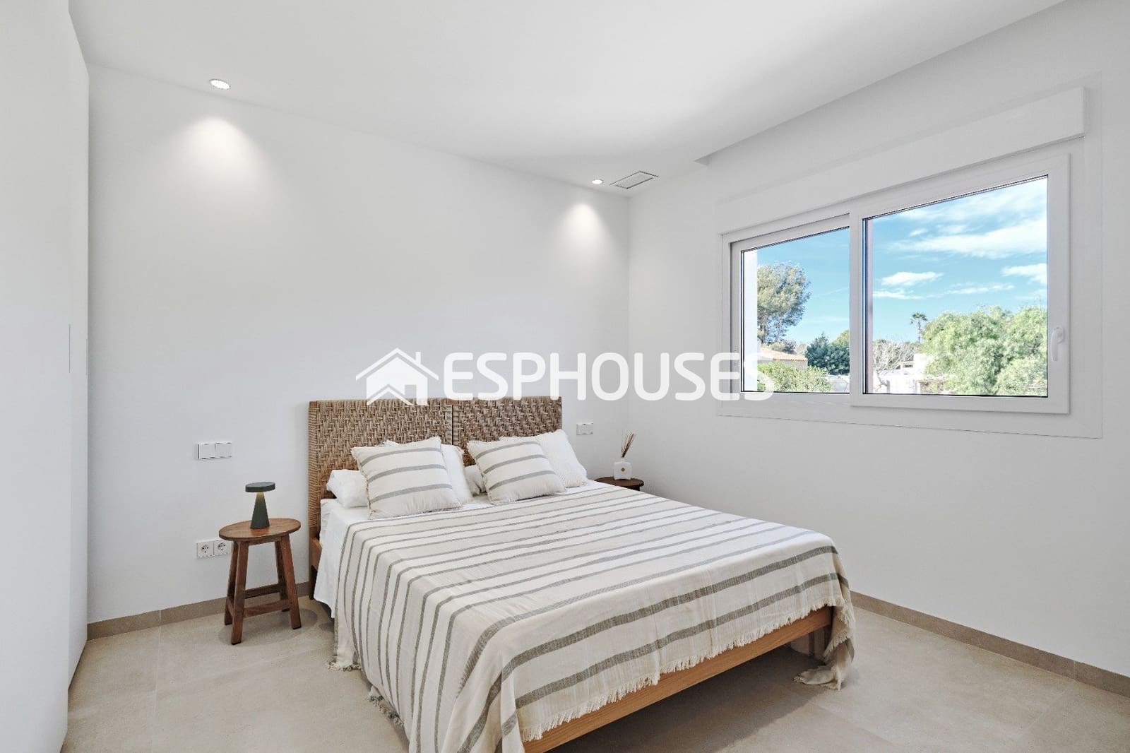 3 soveværelse Villa til salg i Orihuela Costa med swimmingpool - € 760.000 (Ref: 9650270)