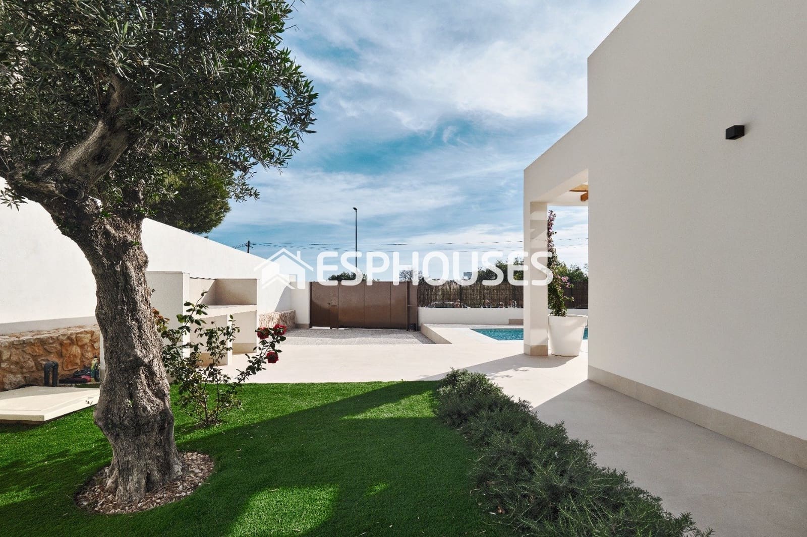 3 soveværelse Villa til salg i Orihuela Costa med swimmingpool - € 760.000 (Ref: 9650270)