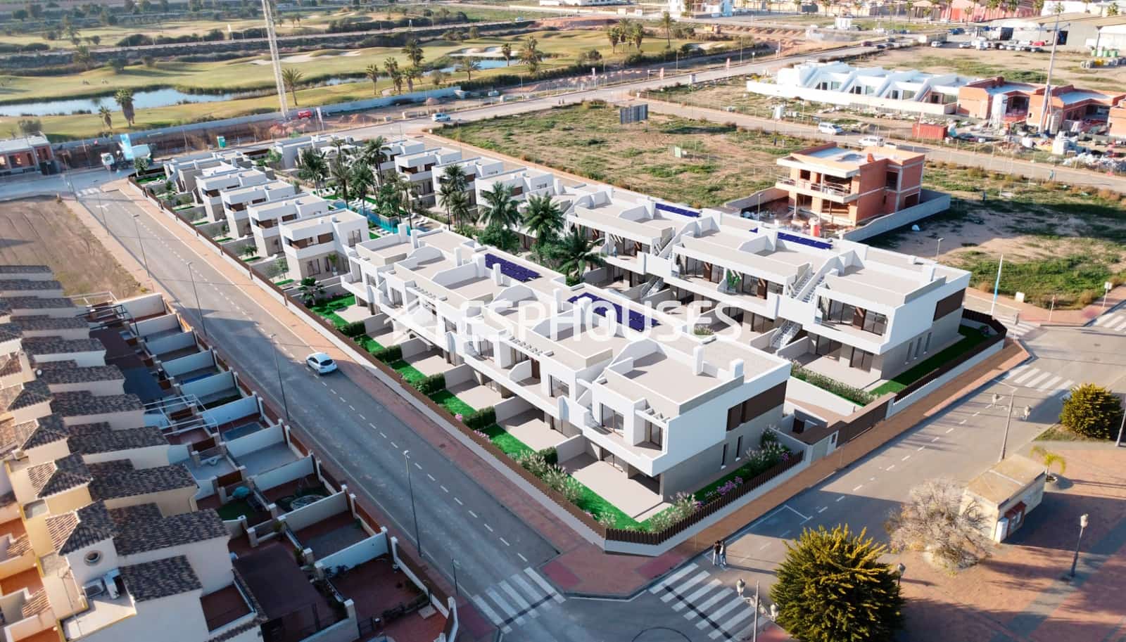 3 soveværelse Bungalow til salg i Los Alcazares med swimmingpool garage - € 320.000 (Ref: 9656351)
