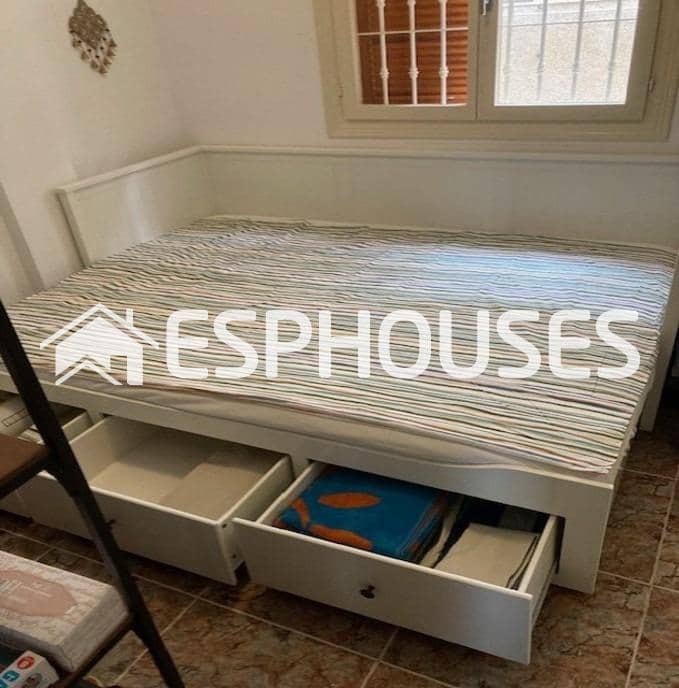 2 bedroom Apartment for sale in Guardamar del Segura with pool - € 179,000 (Ref: 9656358)