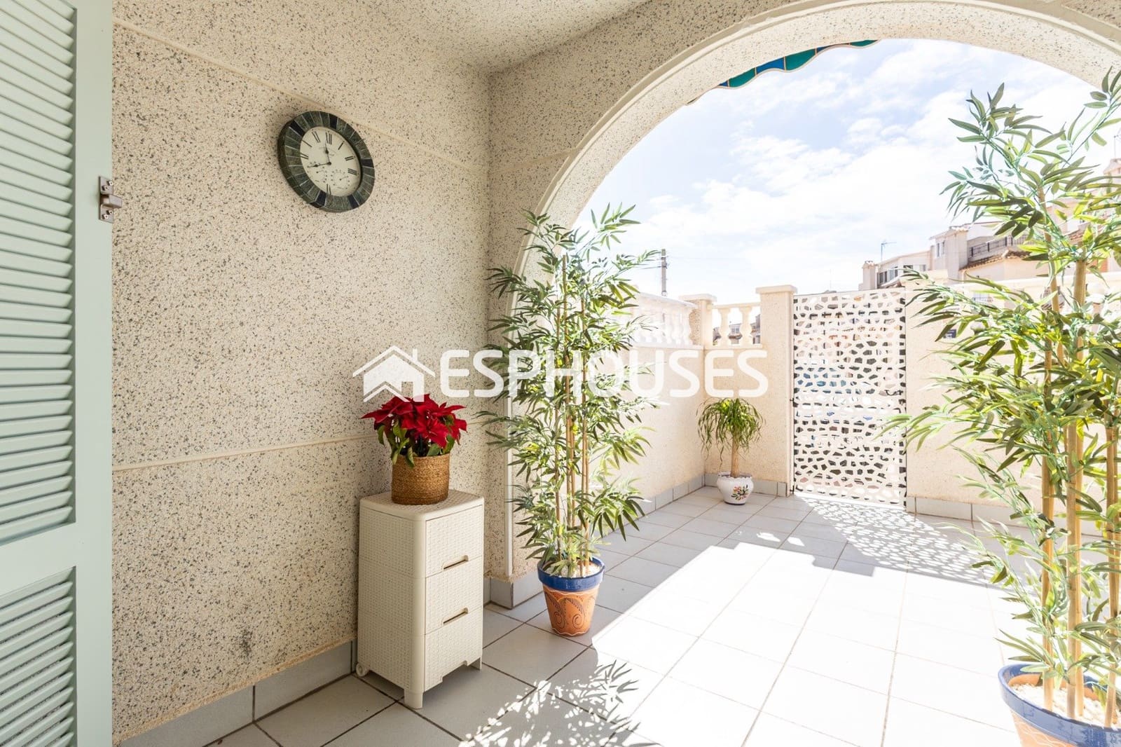 2 chambre Appartement à vendre à Guardamar del Segura avec piscine - 179 000 € (Ref: 9656358)