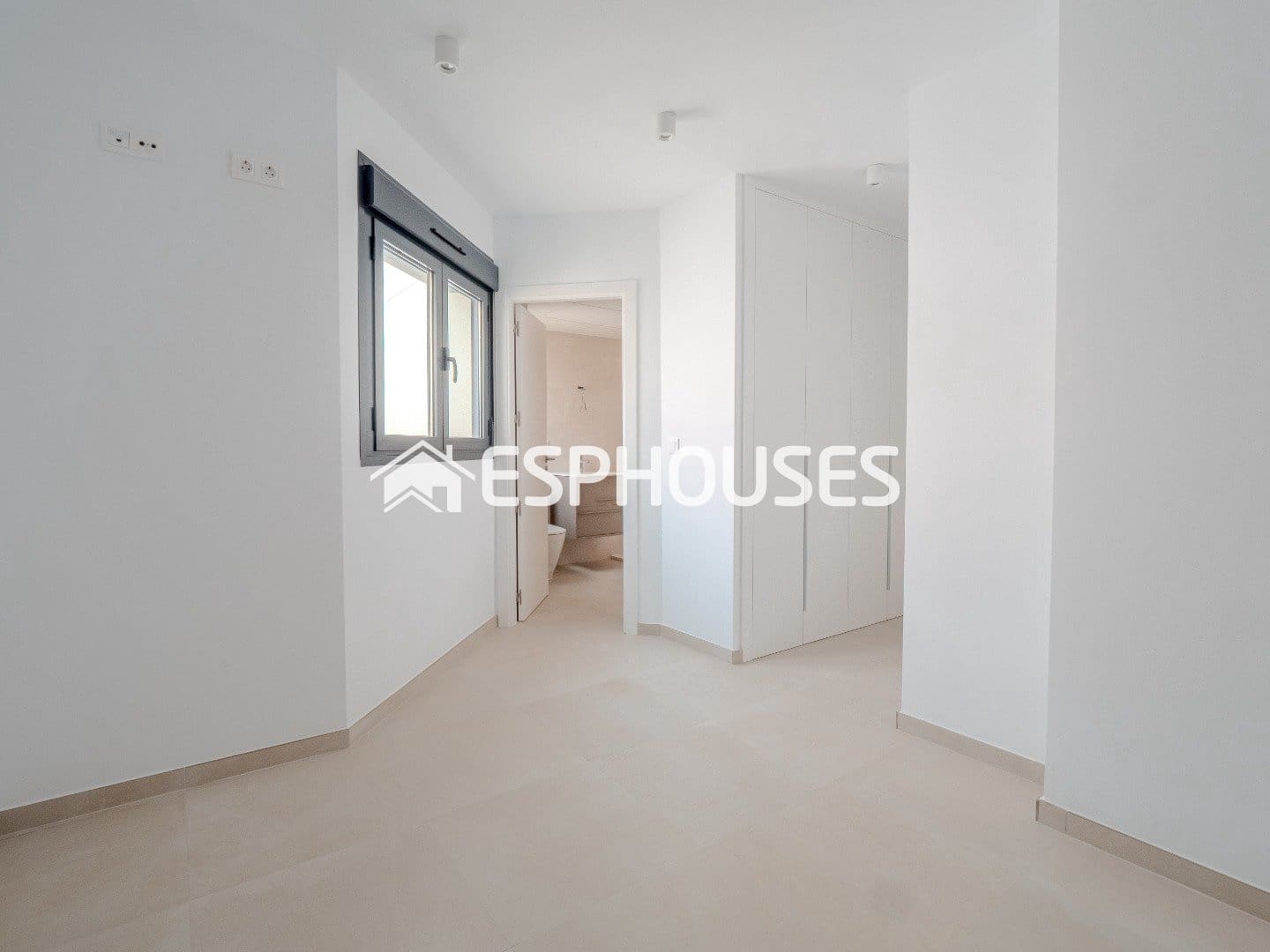 2 Zimmer Penthouse zu verkaufen in Alicante / Alacant Stadt mit Pool Garage - 394.506 € (Ref: 9677696)