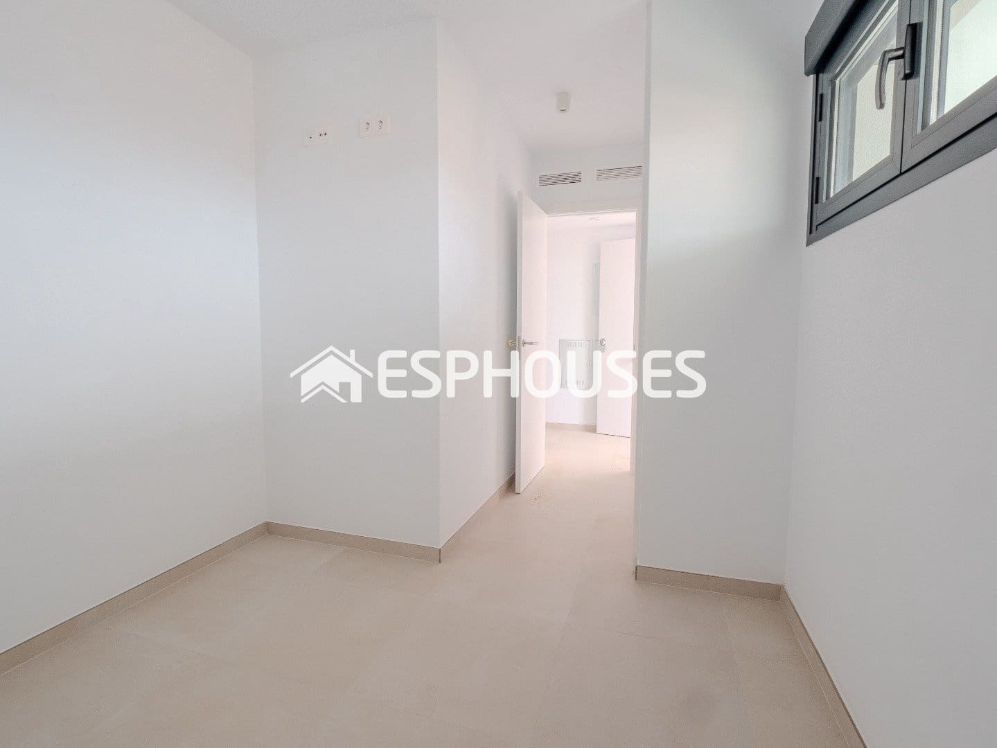 2 Zimmer Penthouse zu verkaufen in Alicante / Alacant Stadt mit Pool Garage - 394.506 € (Ref: 9677696)