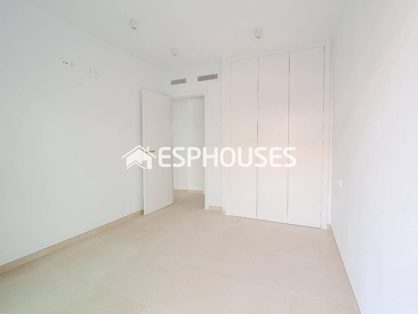 2 Zimmer Apartment zu verkaufen in Alicante / Alacant Stadt mit Pool Garage - 277.851 € (Ref: 9677698)