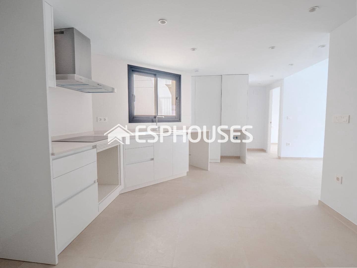 2 Zimmer Apartment zu verkaufen in Alicante / Alacant Stadt mit Pool Garage - 277.851 € (Ref: 9677698)