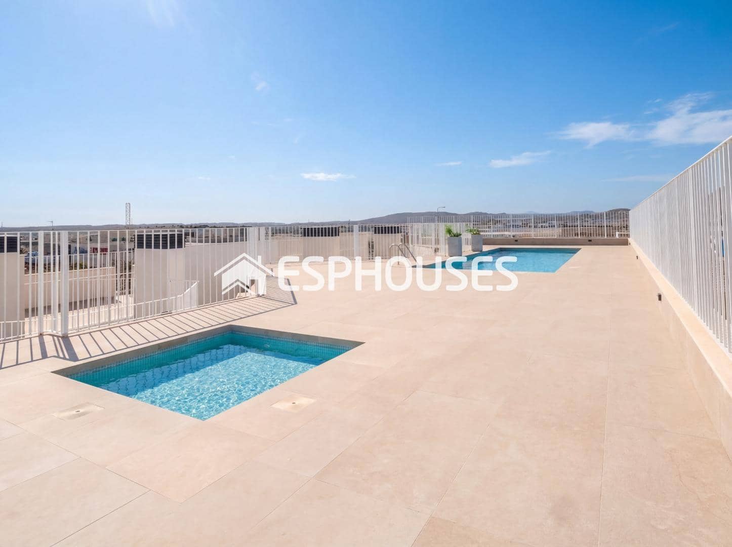 2 Zimmer Apartment zu verkaufen in Alicante / Alacant Stadt mit Pool Garage - 277.851 € (Ref: 9677698)