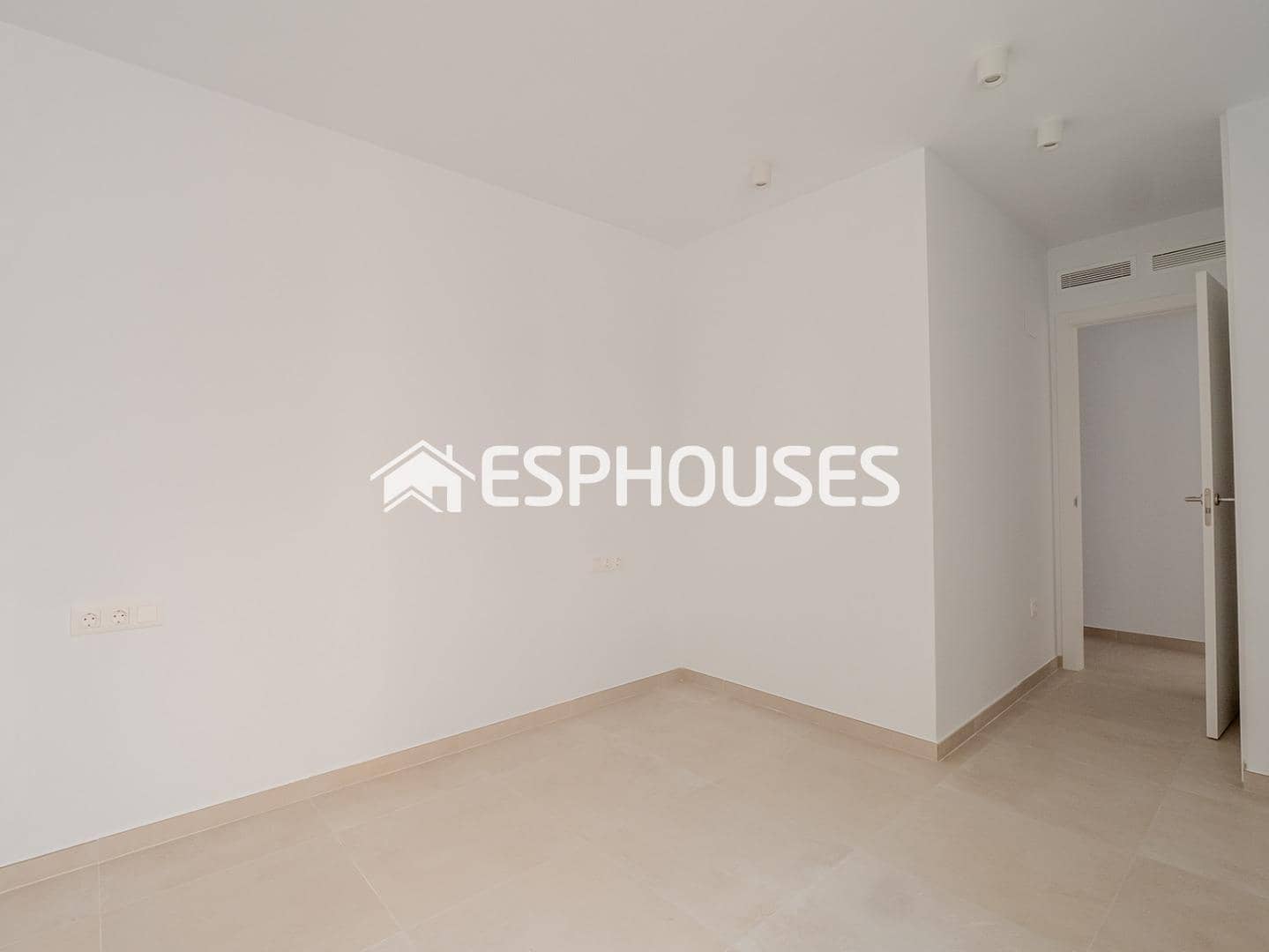 2 Zimmer Apartment zu verkaufen in Alicante / Alacant Stadt mit Pool Garage - 319.211 € (Ref: 9677699)